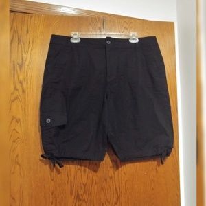 St. John's Bay Bermuda shorts